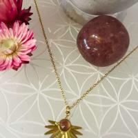 Collier soleil quartz fraise 2