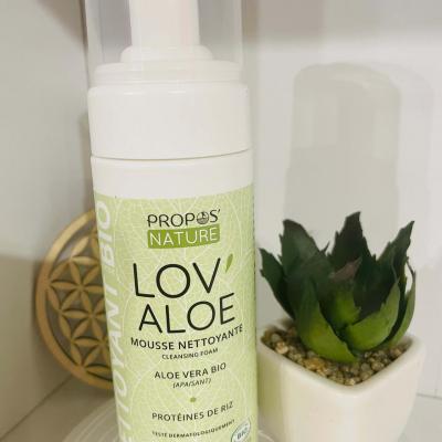 Mousse nettoyante lov aloe 1